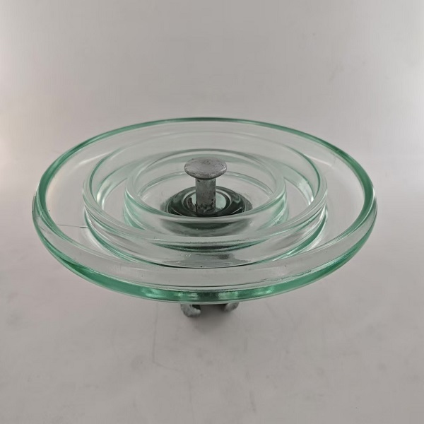 Manufacturer of High Voltage Transmission Line Glass Insulators