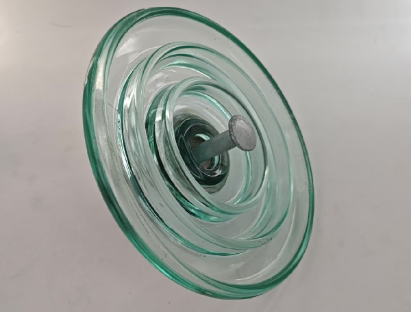 Glass insulator